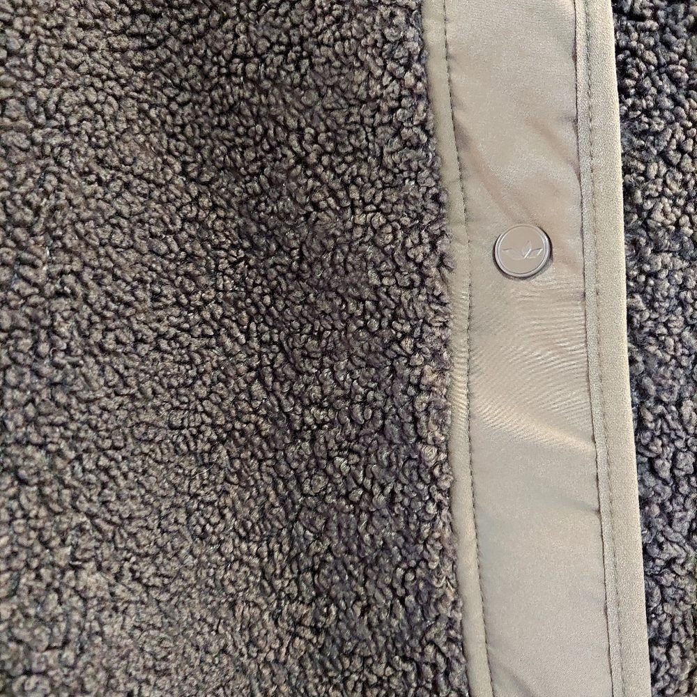 NWT UGG Koolaburra Olive Green Reversible Jacket XXL Ptp 27" Length 32" - Picture 7 of 7